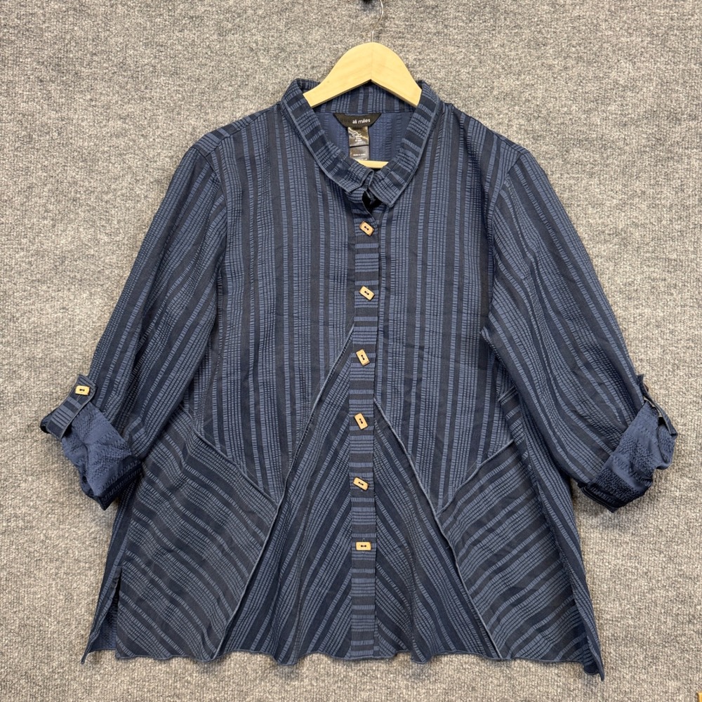 Ali Miles Size Large Tunic Shirt Navy Striped Wooden Buttons Roll Tab Sleeves